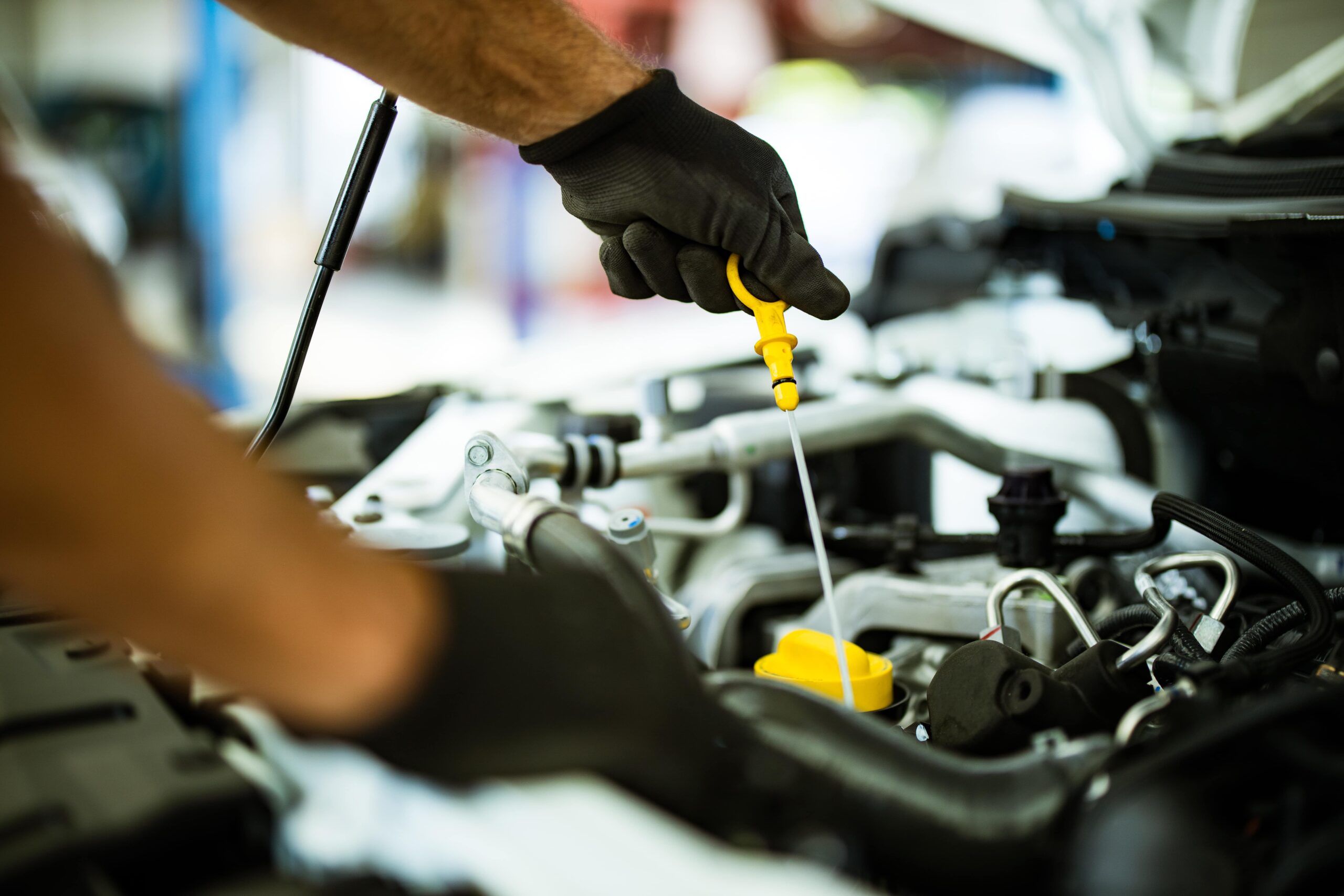 Why Schedule Regular Oil Changes For Your Vehicle?